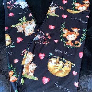 Twin mom leggings